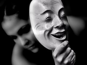 woman-behind-mask